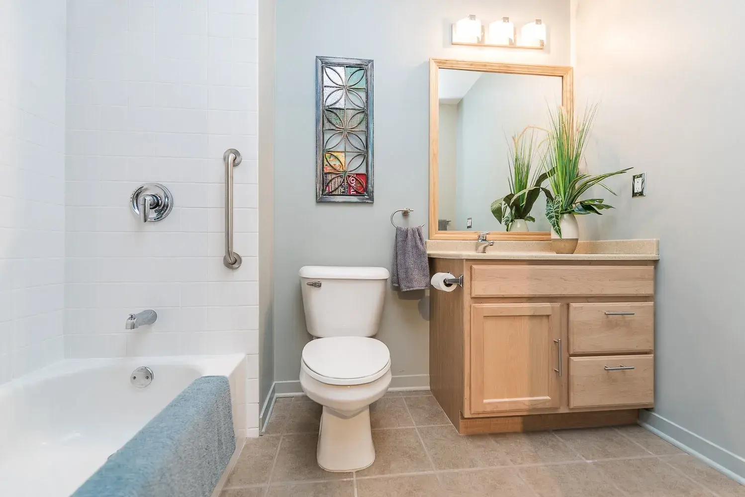 Interior view of a bathroom