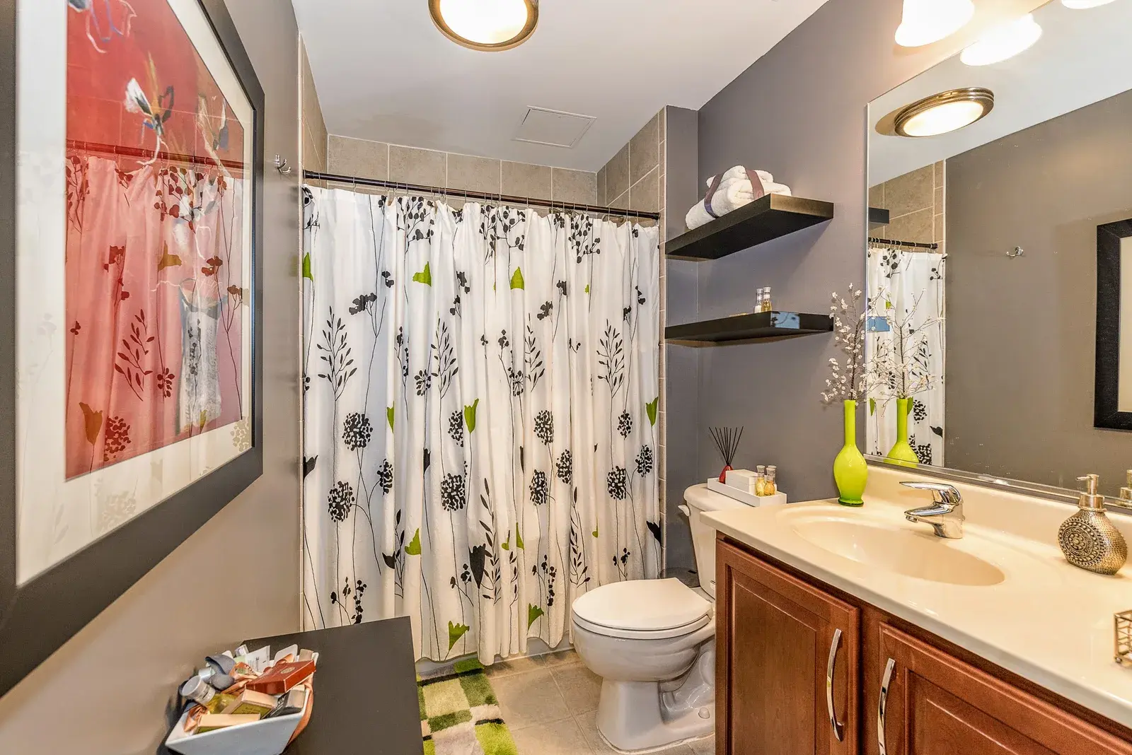 Interior view of a bathroom